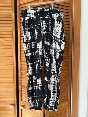 Volcom Black & White Patterned Joggers